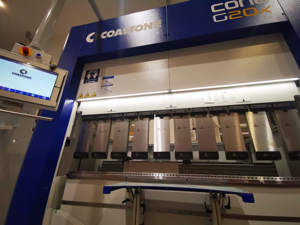 Coastone extended open press brake with TC15 CNC control